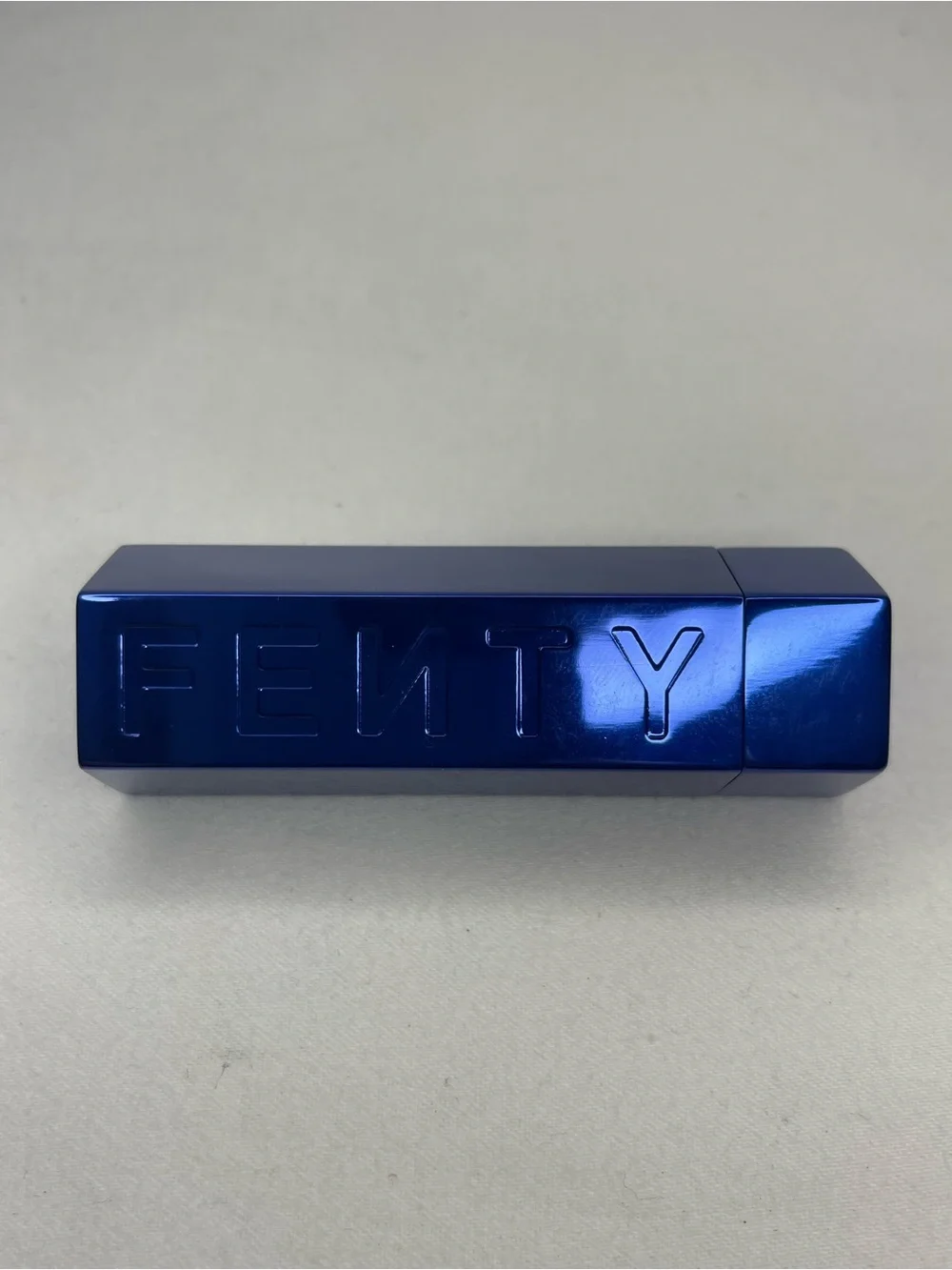 Fenty Beauty Icon Semi Matte Refillable Lipstick 12 CROWD SURF’R